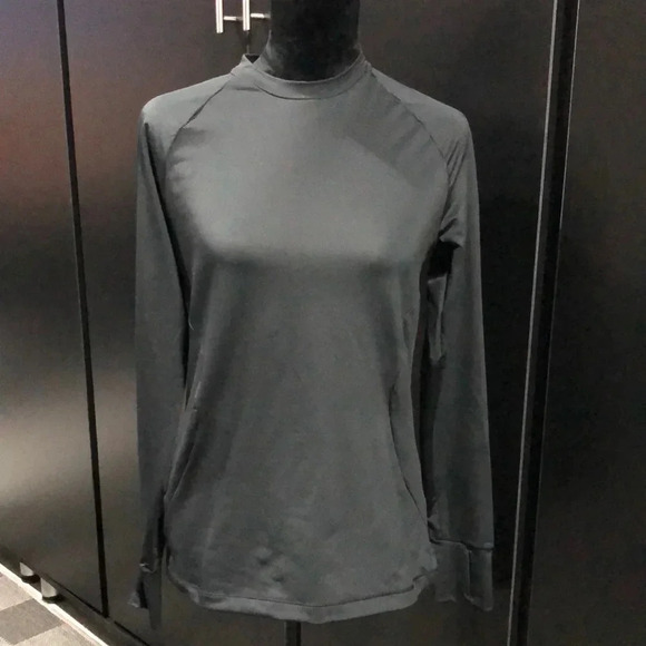 Nike Dri-Fit base layer round neck long sleeve athletic top, thumb holes, - Picture 1 of 11
